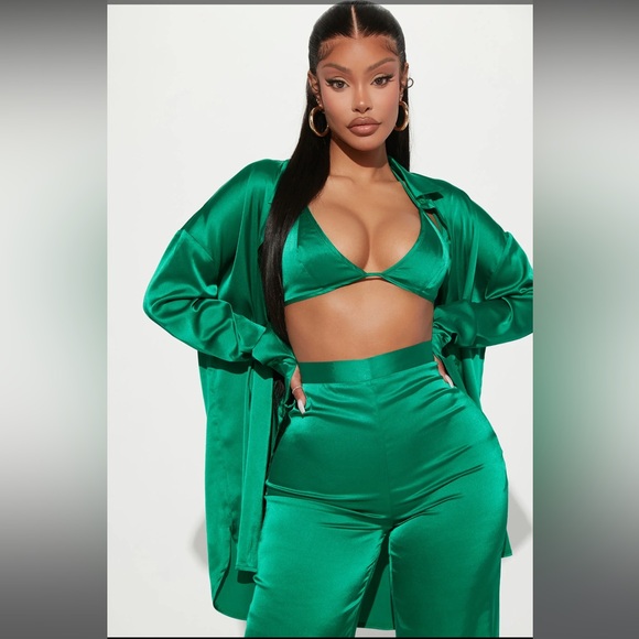NWT FashionNova 3 piece set - Picture 2 of 8